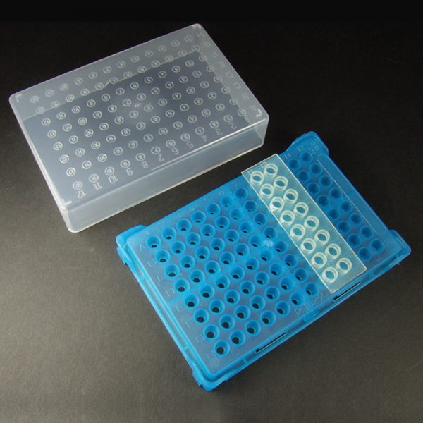 969621B Blue Stackable 96 Position PCR Racks